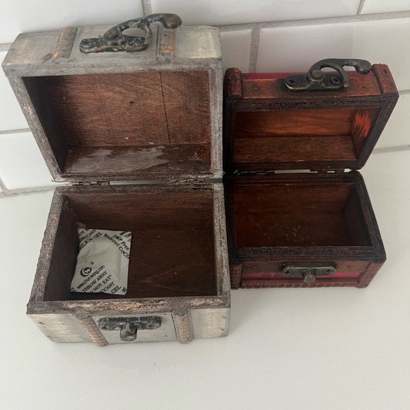 Mini Wooden Jewelry Box - Picture 9 of 12